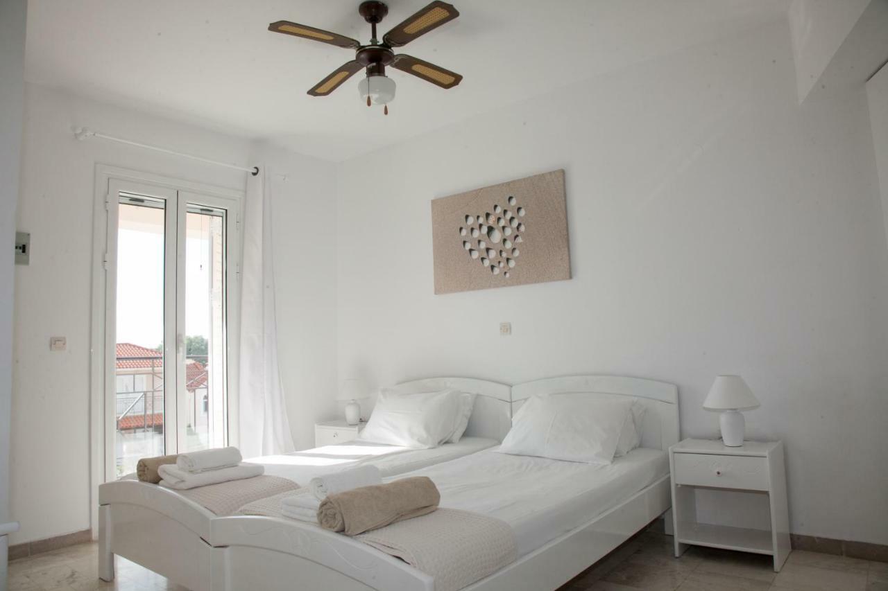 Cavaliere Houses Lixouri Exterior foto